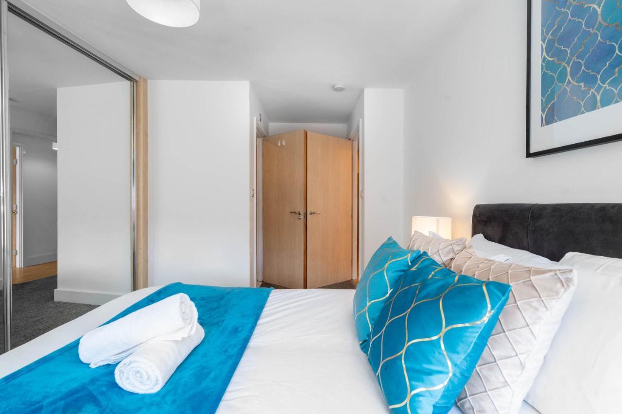 City Centre - Two Bedroom Apartment - Juliet Balcony - Secure Parking - Wifi - Smart Tv バーミンガム エクステリア 写真